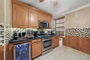 5 Sadore Ln, Yonkers, NY 10710 - Photo 2