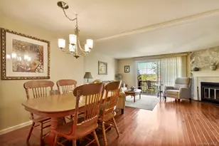 204 Williamsburg Dr, Mahopac, NY 10541 - Photo 4