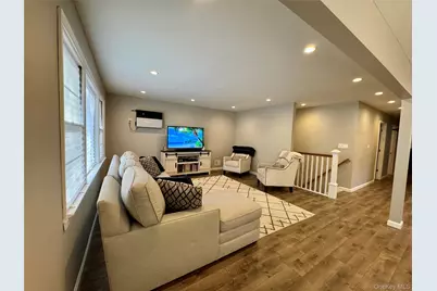 16419 86th Street, Howard Beach, NY 11414 - Photo 4