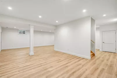 908 Maple Lane, East Meadow, NY 11554 - Photo 26