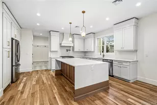 908 Maple Ln, East Meadow, NY 11554 - Photo 6