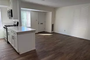 15 Denver Ct, Coram, NY 11727 - Photo 4