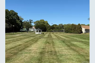 15 Denver Court #15, Coram, NY 11727 - Photo 14