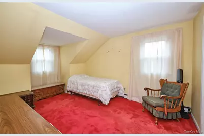 911 Covert Avenue, New Hyde Park, NY 11040 - Photo 20