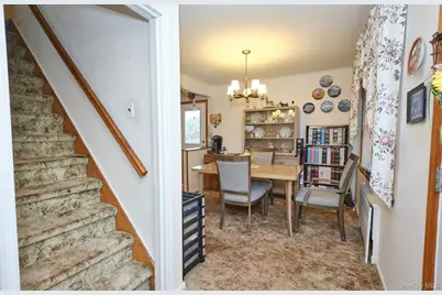 911 Covert Avenue, New Hyde Park, NY 11040 - Photo 8