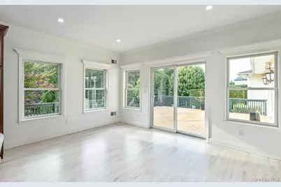 32 Sycamore Drive, East Moriches, NY 11940 - Photo 18