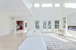 32 Sycamore Dr, East Moriches, NY 11940 - Photo 14