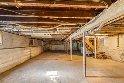 184-51 Hovenden Road, Jamaica, NY 11432 - Photo 20