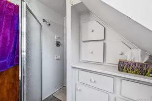 184-51 Hovenden Rd, Jamaica, NY 11432 - Photo 18