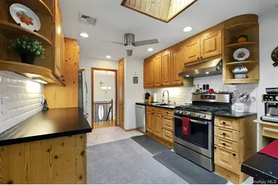 106 Birch Lane, New City, NY 10956 - Photo 10