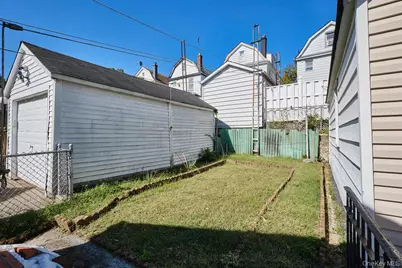 86-41 55th Avenue, Elmhurst, NY 11373 - Photo 22