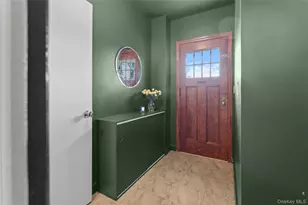 61-43 55th St, Maspeth, NY 11378 - Photo 16