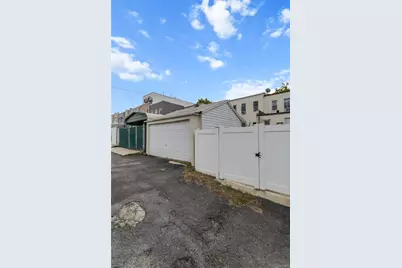 6143 55th Street, Maspeth, NY 11378 - Photo 32