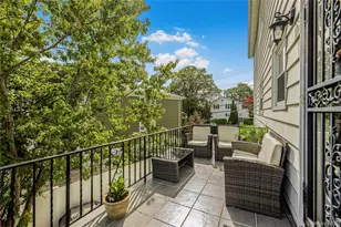 2 Bryn Mawr Pl, Yonkers, NY 10701 - Photo 18