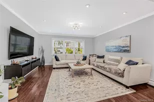 2 Bryn Mawr Pl, Yonkers, NY 10701 - Photo 10