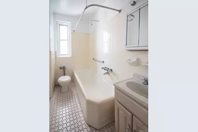 306 E Mosholu Parkway S #3K, Bronx, NY 10458 - Photo 6