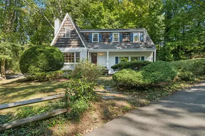 3 Soundview Drive, Huntington, NY 11743 - Photo 1