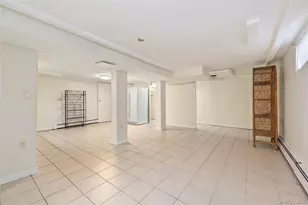 44 Apple Tree Dr, Hauppauge, NY 11788 - Photo 20