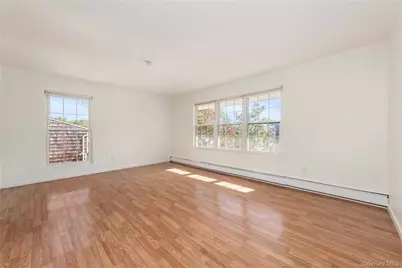 44 Apple Tree Drive, Hauppauge, NY 11788 - Photo 28