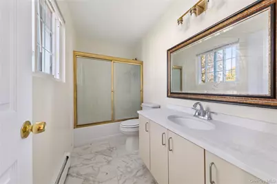 44 Apple Tree Drive, Hauppauge, NY 11788 - Photo 30