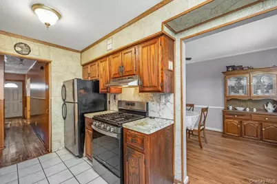 67-72 78th Street, Middle Village, NY 11379 - Photo 8