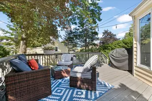 18 S Washington St, Port Washington, NY 11050 - Photo 30