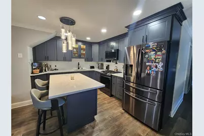 353 Underhill Avenue, Bronx, NY 10473 - Photo 6