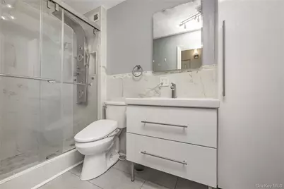 222 Smith Street #1B, Freeport, NY 11520 - Photo 10