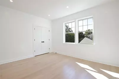 108 Tanners Pond Road, Garden City, NY 11530 - Photo 22