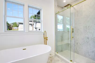 108 Tanners Pond Road, Garden City, NY 11530 - Photo 16