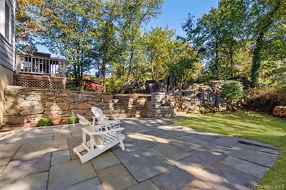 17 Leatherstocking Lane, Mamaroneck, NY 10543 - Photo 32