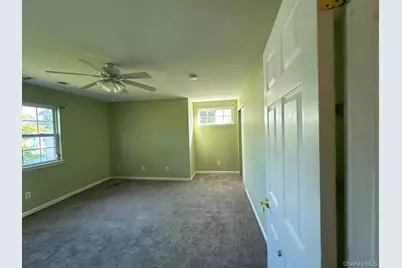 2 East Avenue, Coram, NY 11727 - Photo 10