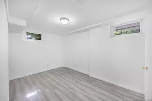 46 -4 Oak St, Centereach, NY 11720 - Photo 34