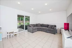 69 Carolina Dr, New City, NY 10956 - Photo 14