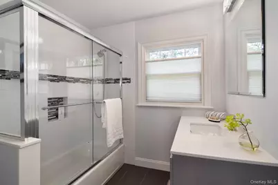 27 Hawthorne Way, Hartsdale, NY 10530 - Photo 14