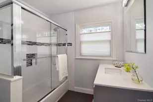 27 Hawthorne Way, Hartsdale, NY 10530 - Photo 14