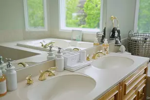 5 Mill Race Rd, Hampton Bays, NY 11946 - Photo 26