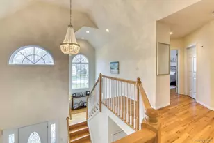 5 Mill Race Rd, Hampton Bays, NY 11946 - Photo 16