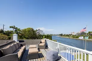 39 Dune Rd, Quogue, NY 11959 - Photo 22