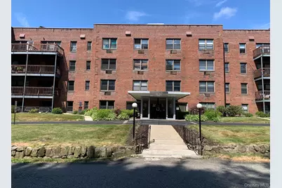 5 Oakdale Manor #L14, Suffern, NY 10901 - Photo 1