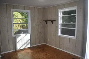 53 Magnolia Dr, Mastic Beach, NY 11951 - Photo 10