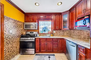 125-15 152nd Ave, Ozone Park, NY 11420 - Photo 6