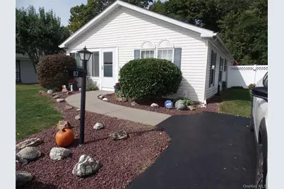 87 Vero, Poughkeepsie, NY 12603 - Photo 1