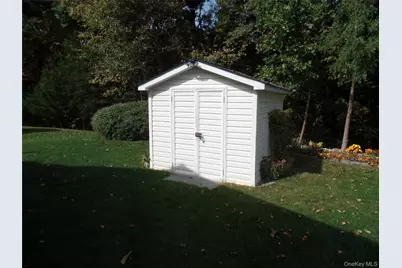 87 Vero, Poughkeepsie, NY 12603 - Photo 16