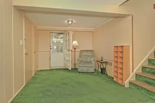 28 Halcourt Dr, Plainview, NY 11803 - Photo 22