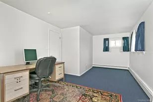 28 Halcourt Dr, Plainview, NY 11803 - Photo 18