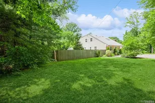 77 Duck Pond Rd, Glen Cove, NY 11542 - Photo 30