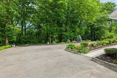 77 Duck Pond Road, Glen Cove, NY 11542 - Photo 8