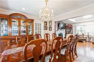 77 Duck Pond Rd, Glen Cove, NY 11542 - Photo 18