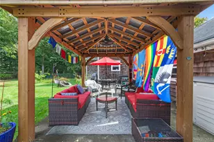 468 Main St, Yaphank, NY 11980 - Photo 22